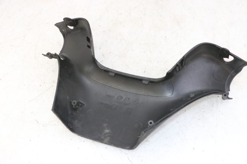 photo de COPRIMANUBRIO POSTERIORE PIAGGIO MP3 LT 300 (2010 - 2016)