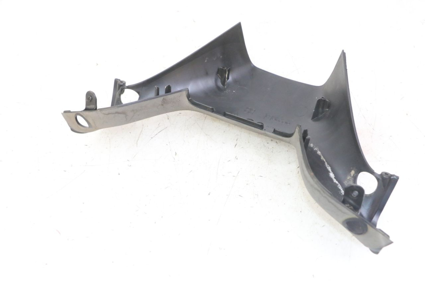 photo de COPERCHIO MANUBRIO POSTERIORE PIAGGIO MP3 LT 300 (2010 - 2016)