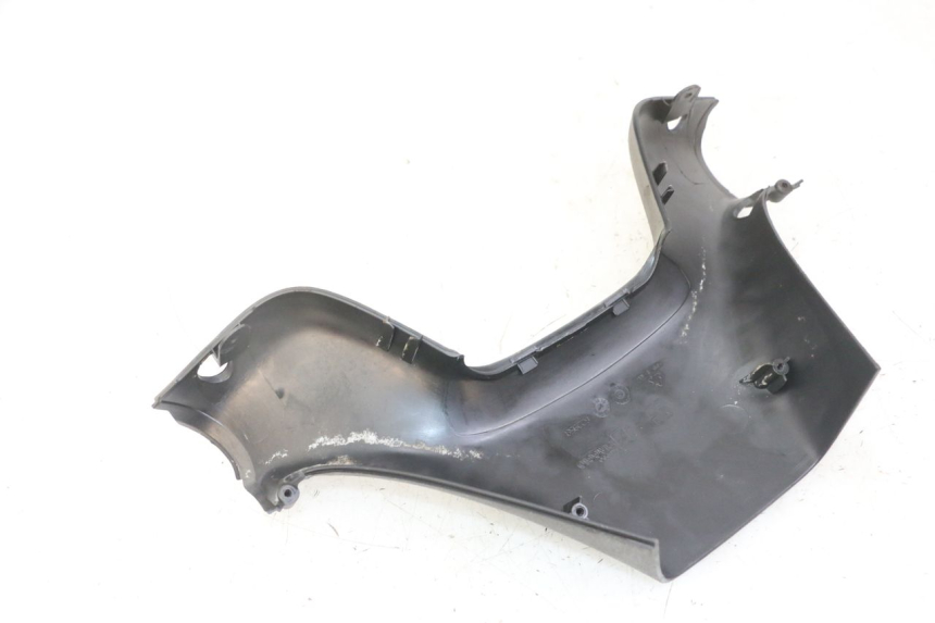 photo de COPERCHIO MANUBRIO POSTERIORE PIAGGIO MP3 LT 300 (2010 - 2016)