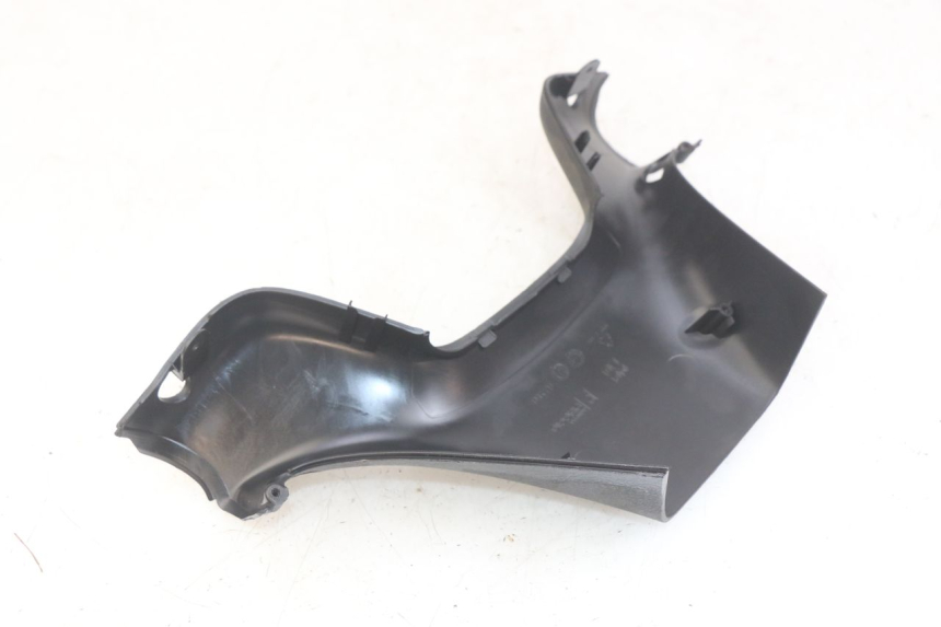 photo de COFANO MANUBRIO POSTERIORE PIAGGIO MP3 RL 250 (2007 - 2010)