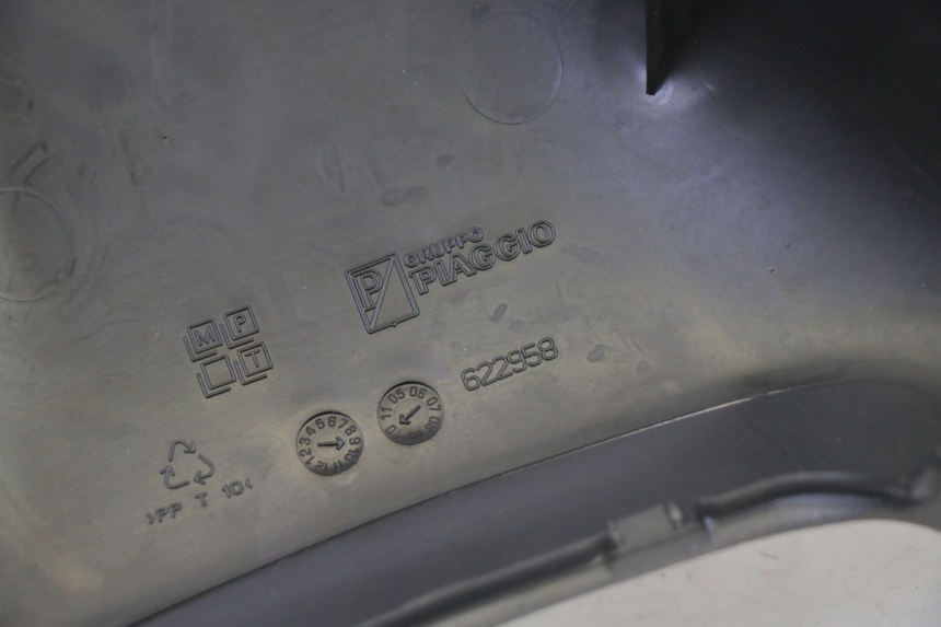 photo de COFANO MANUBRIO POSTERIORE PIAGGIO MP3 500 (2011 - 2015)