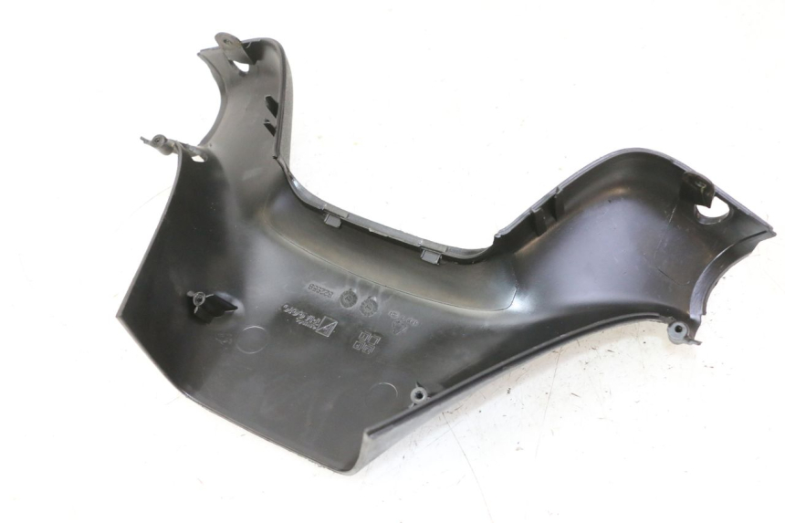 photo de COPRIMANUBRIO POSTERIORE PIAGGIO MP3 125 (2006 - 2014) - Vista d'insieme del prodotto