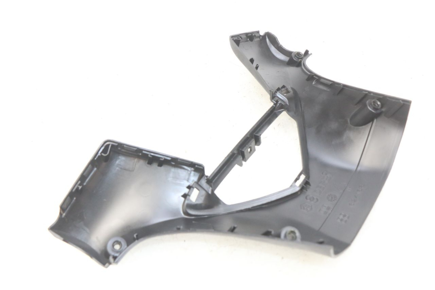 photo de COPRI MANUBRIO POSTERIORE GILERA NEXUS 125 (2009 - 2013)