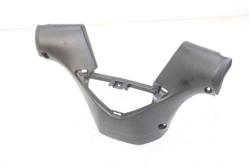 photo de COPRI MANUBRIO POSTERIORE GILERA NEXUS 125 (2009 - 2013)