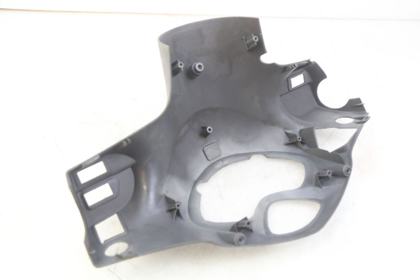 photo de COPRI MANUBRIO POSTERIORE HONDA PES PS I 125 (2006 - 2012)