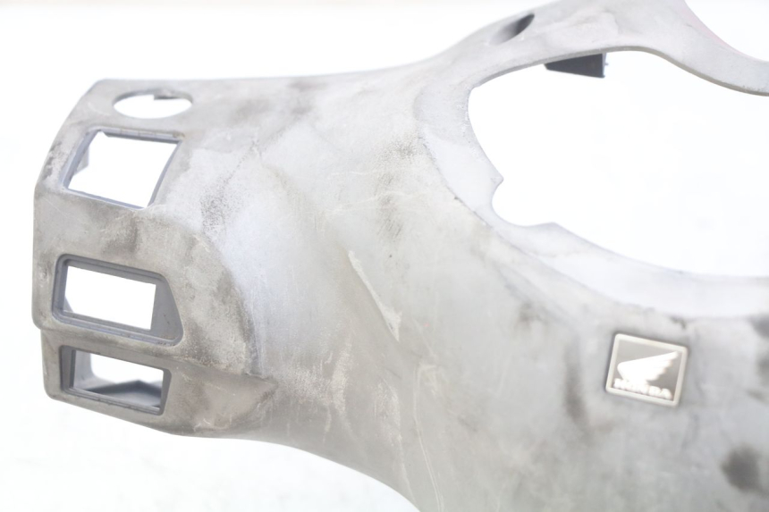 photo de COPRI MANUBRIO POSTERIORE HONDA PES PS I 125 (2006 - 2012)