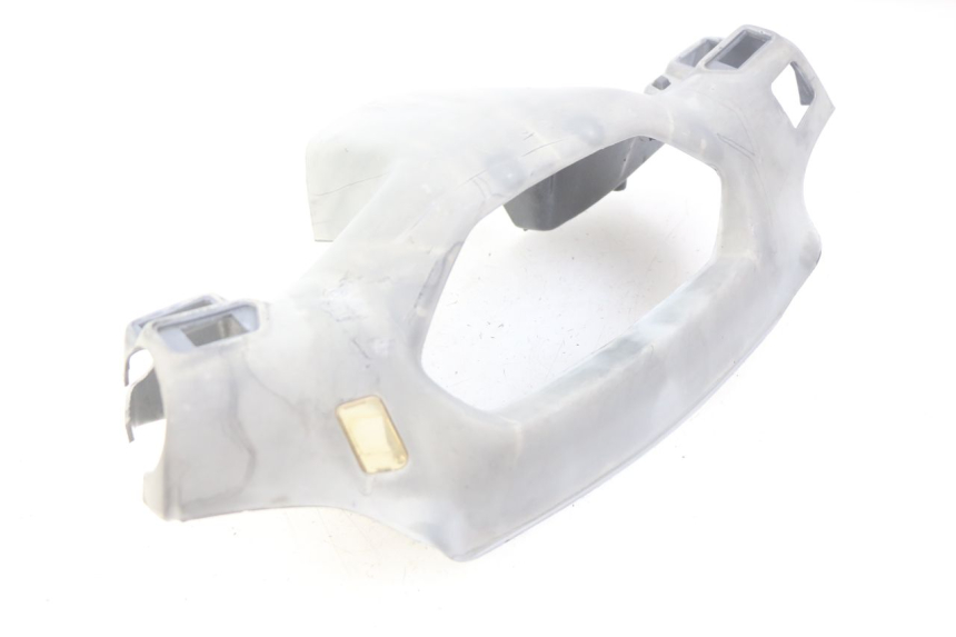 photo de COPRI MANUBRIO POSTERIORE PEUGEOT SV 125 (1991 - 1994)