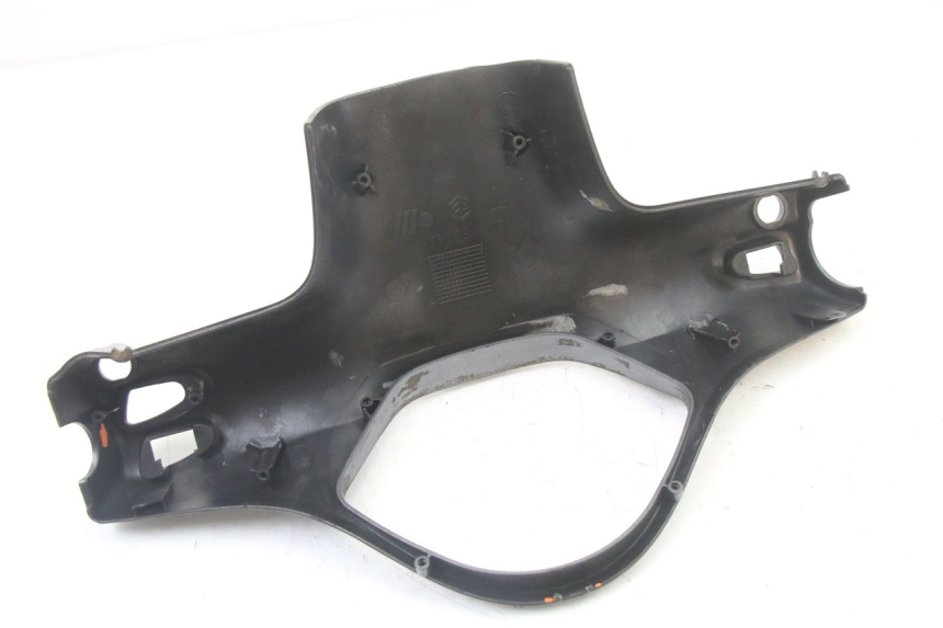 photo de COPRI MANUBRIO POSTERIORE PIAGGIO VESPA GRANTURISMO 125 (2003 - 2007)