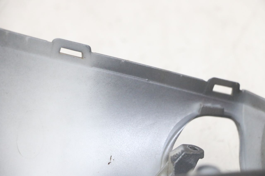 photo de COPRIMANUBRIO POSTERIORE EFUN PUSA 1 - Dettagli dei punti di fissaggio