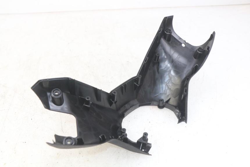 photo de COPRI MANUBRIO POSTERIORE MBK SKYCRUISER 125 (2010 - 2013)