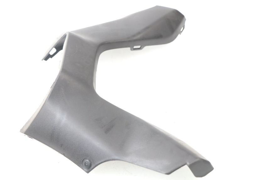 photo de COFANO MANUBRIO POSTERIORE SUZUKI AN BURGMAN 400 (2006 - 2010)
