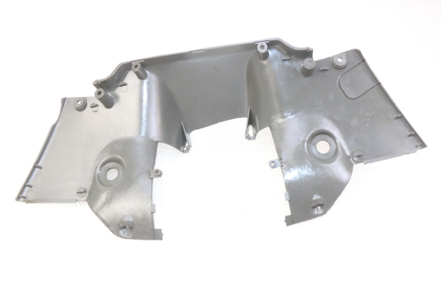 photo de COPRI MANUBRIO POSTERIORE SUZUKI CP 80 (1985 - 1996)