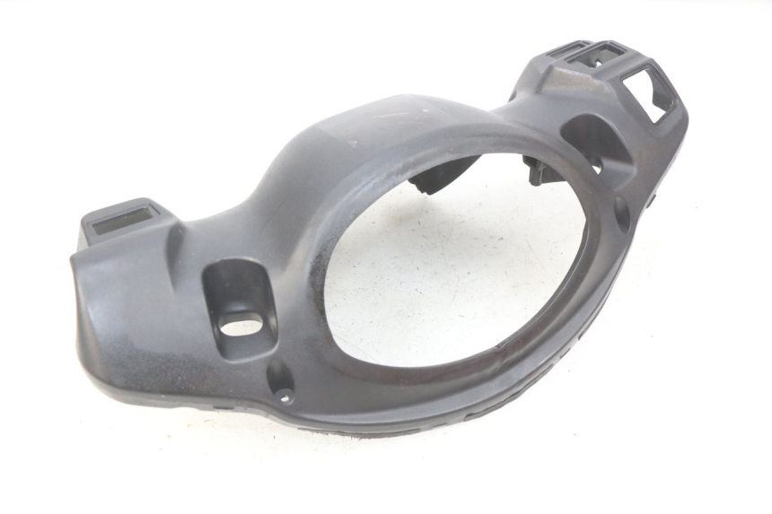 photo de COFANO MANUBRIO POSTERIORE SUZUKI SIXTEEN 125 (2008 - 2010)