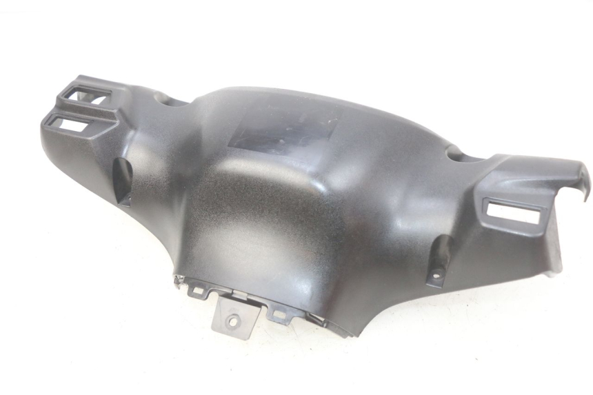 photo de COFANO MANUBRIO POSTERIORE SUZUKI SIXTEEN 125 (2008 - 2010)