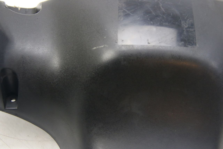 photo de COFANO MANUBRIO POSTERIORE SUZUKI SIXTEEN 125 (2008 - 2010)