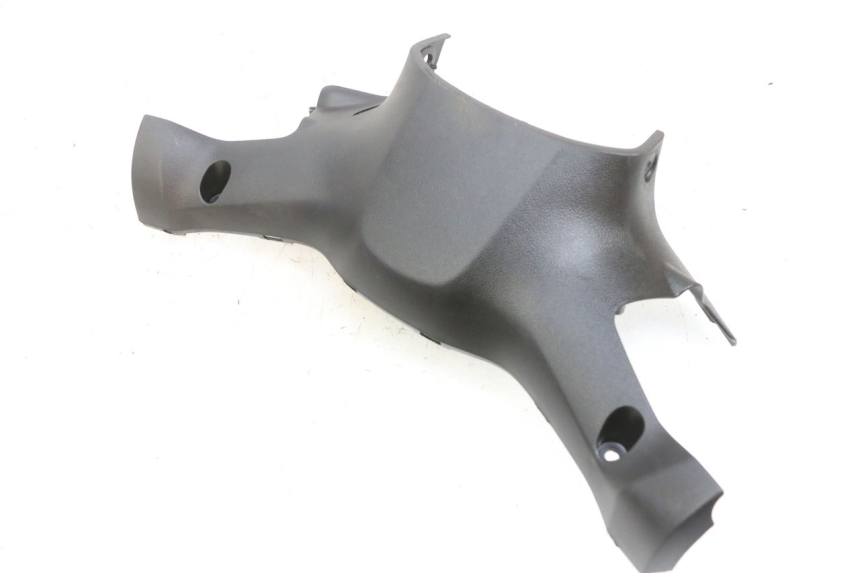 photo de COPRIMANUBRIO POSTERIORE YAMAHA TRICITY 300 (2020 - 2024) - Vista principale