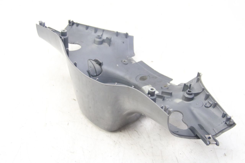 photo de COFANO MANUBRIO POSTERIORE PIAGGIO VESPA SPRINT 2T 50 (2014 - 2018)