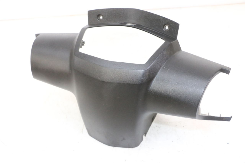photo de COPRI MANUBRIO POSTERIORE PEUGEOT VIVACITY NEW 2T 50 (2008 - 2017)