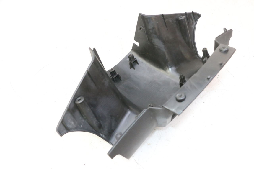 photo de COPRIMANUBRIO POSTERIORE PEUGEOT VIVACITY NEW 4T 50 (2008 - 2017)