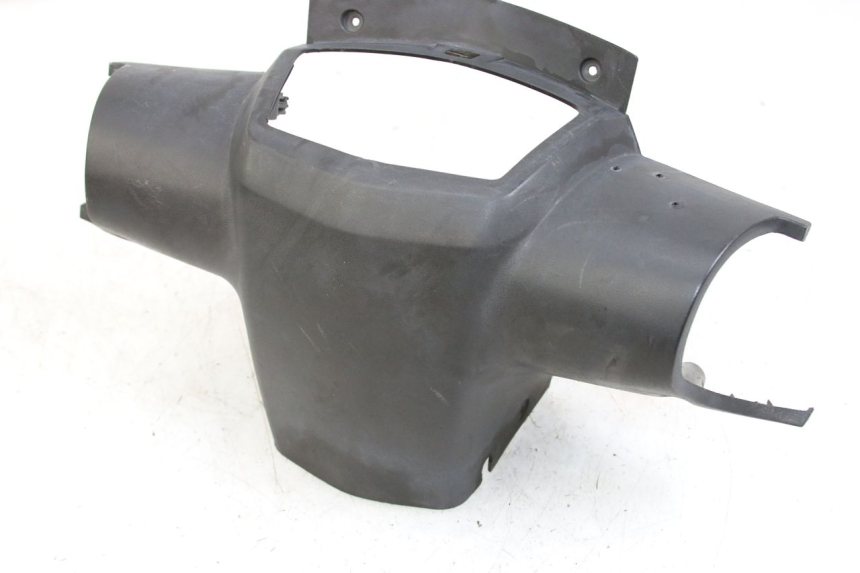 photo de COPRIMANUBRIO POSTERIORE PEUGEOT VIVACITY 125 (2010 - 2017)