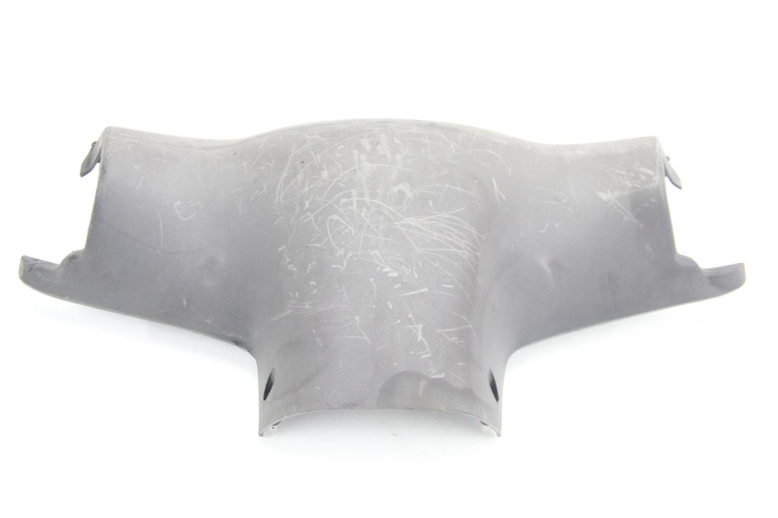photo de COPERCHIO MANUBRIO POSTERIORE PEUGEOT VIVACITY 100 (1999 - 2008)