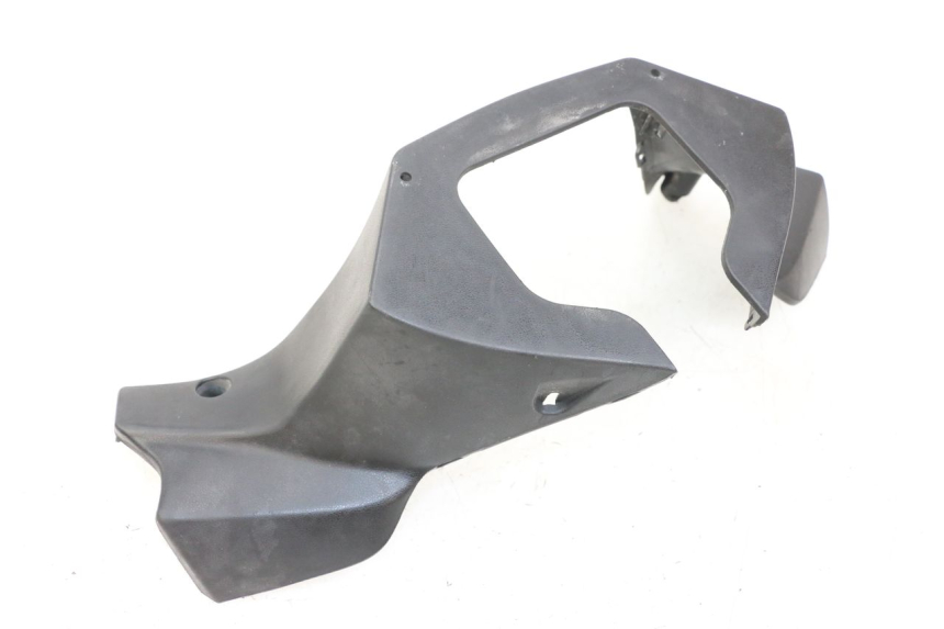 photo de COPERCHIO MANUBRIO POSTERIORE KYMCO XCITING 250 (2006 - 2009)