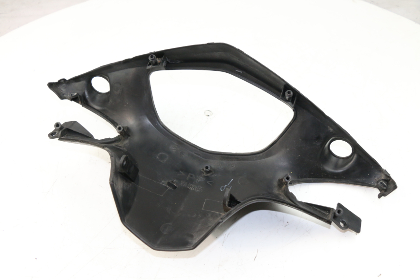 photo de COPRI MANUBRIO POSTERIORE YAMAHA CYGNUS X 125 (2004 - 2007)