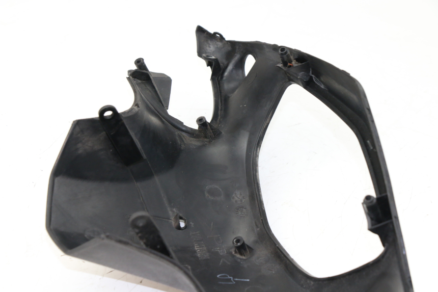 photo de COPRI MANUBRIO POSTERIORE YAMAHA CYGNUS X 125 (2004 - 2007)