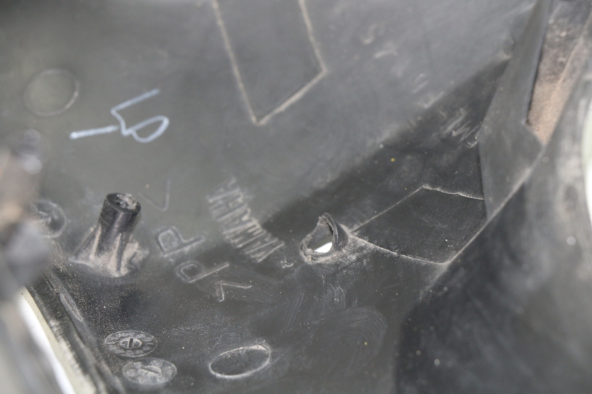 photo de COPRI MANUBRIO POSTERIORE YAMAHA CYGNUS X 125 (2004 - 2007)