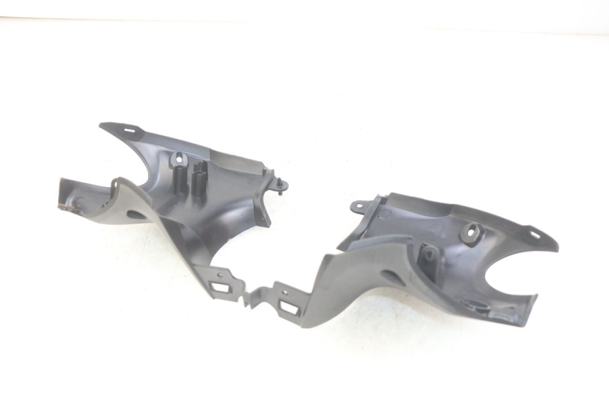 photo de COFANO MANUBRIO POSTERIORE YAMAHA HW XENTER 125 (2011 - 2017)