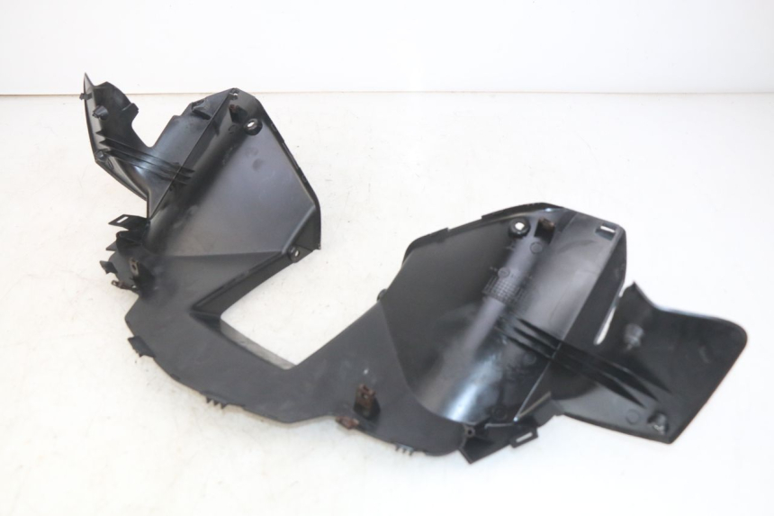 photo de COPRI MANUBRIO POSTERIORE YAMAHA XMAX X-MAX 125 (2006 - 2009)