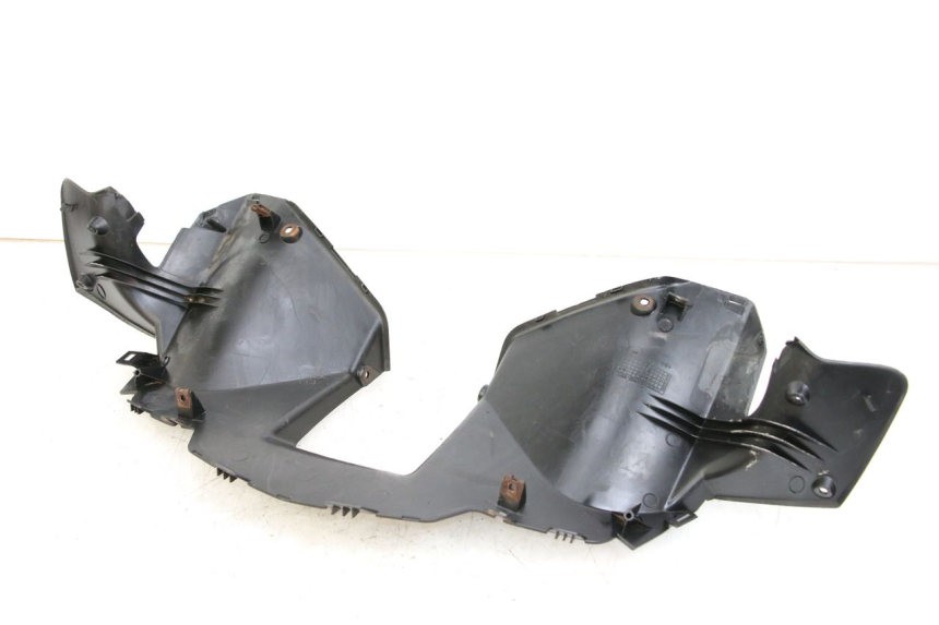 photo de COPRI MANUBRIO POSTERIORE YAMAHA XMAX X-MAX 125 (2006 - 2009)