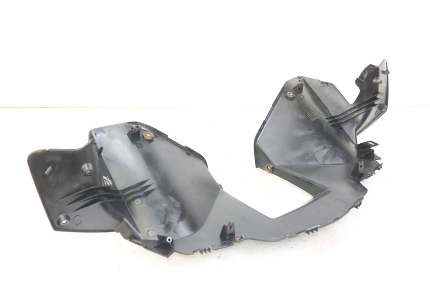 photo de COPRI MANUBRIO POSTERIORE YAMAHA XMAX X-MAX 125 (2006 - 2009)