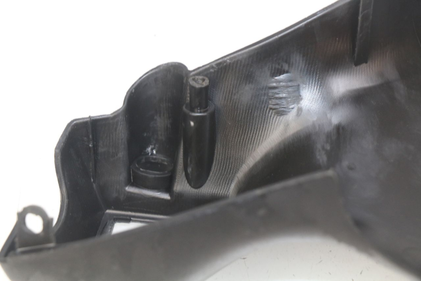 photo de COPRI MANUBRIO POSTERIORE PIAGGIO ZIP 4T 50 (2018 - 2020)