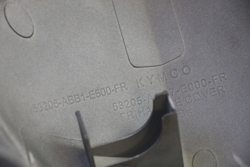 photo de COFANO MANUBRIO ANTERIORE KYMCO AGILITY 4T 50 (2018 - 2022) - Stato della superficie e materiale