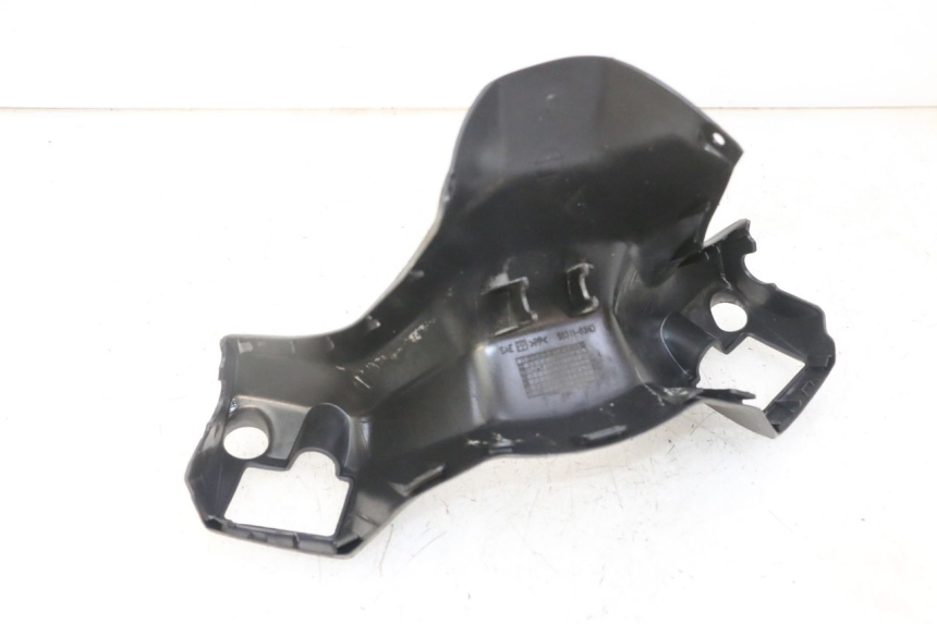 photo de COPERCHIO MANUBRIO ANTERIORE SUZUKI BURGMAN 125 (2007 - 2014)