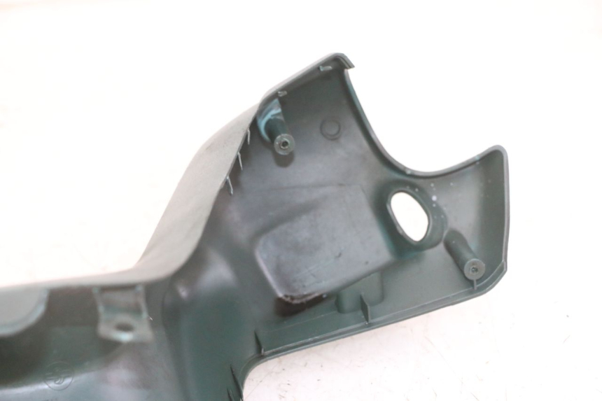 photo de COFANO MANUBRIO ANTERIORE PEUGEOT ELYSEO 125 (1999 - 2004)