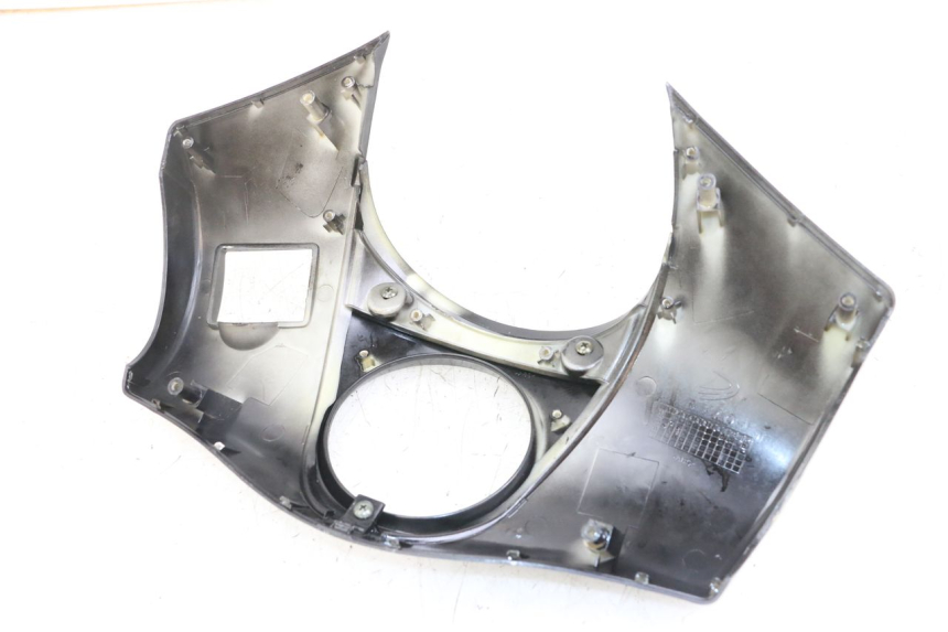 photo de COPRIMANUBRIO ANTERIORE GOES WIKI 125 (2010 - 2015) - Stato della superficie e materiale