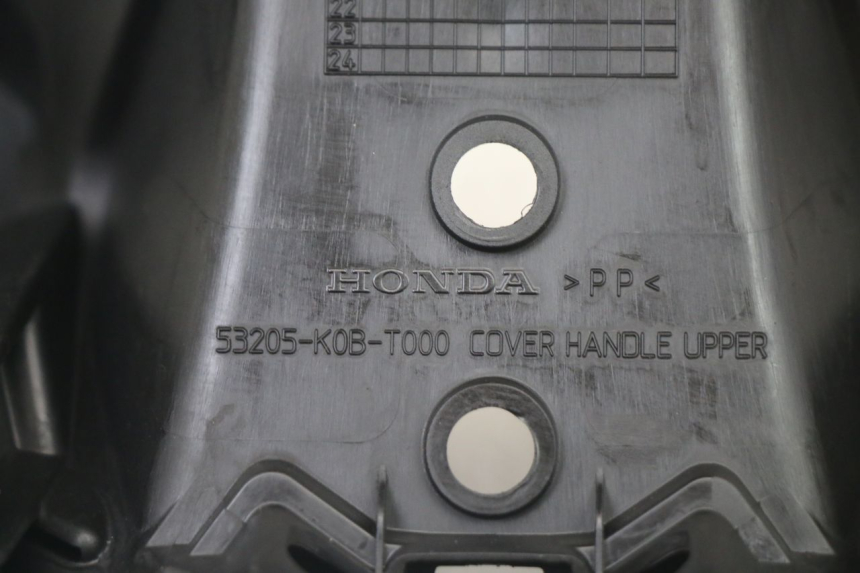 photo de COPRIMANUBRIO ANTERIORE HONDA FORZA 125 (2021 - 2025)