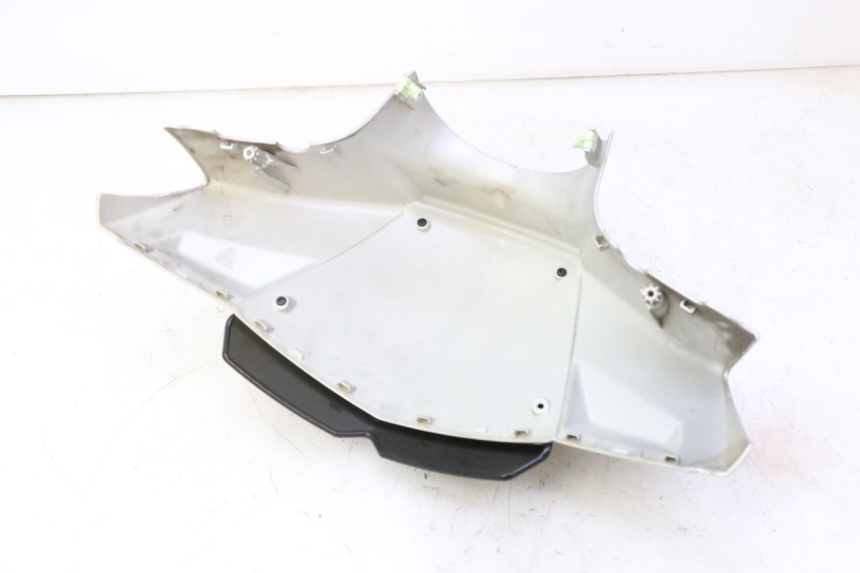 photo de COFANO MANUBRIO ANTERIORE PEUGEOT KISBEE 2T 50 (2010 - 2017)