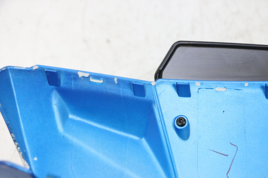 photo de COFANO MANUBRIO ANTERIORE PEUGEOT KISBEE 4T 50 (2010 - 2017) - Dettaglio del componente