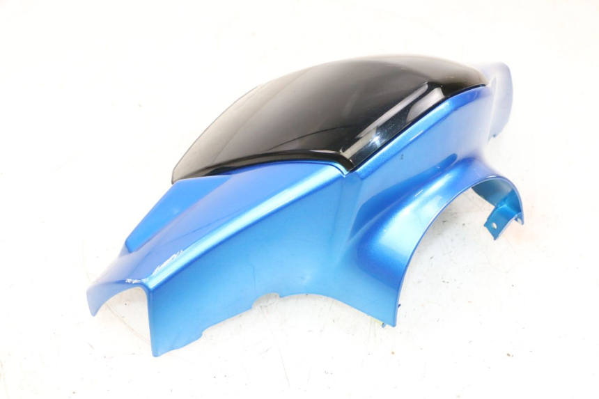 photo de COFANO MANUBRIO ANTERIORE PEUGEOT KISBEE 4T 50 (2010 - 2017) - Caratteristiche distintive