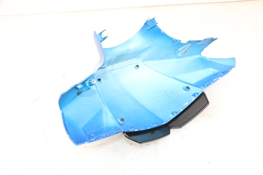 photo de COFANO MANUBRIO ANTERIORE PEUGEOT KISBEE 4T 50 (2010 - 2017) - Zoom sui componenti