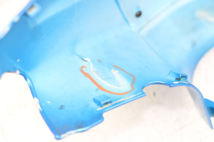 photo de COFANO MANUBRIO ANTERIORE PEUGEOT KISBEE 4T 50 (2010 - 2017) - Ispezione visiva dettagliata