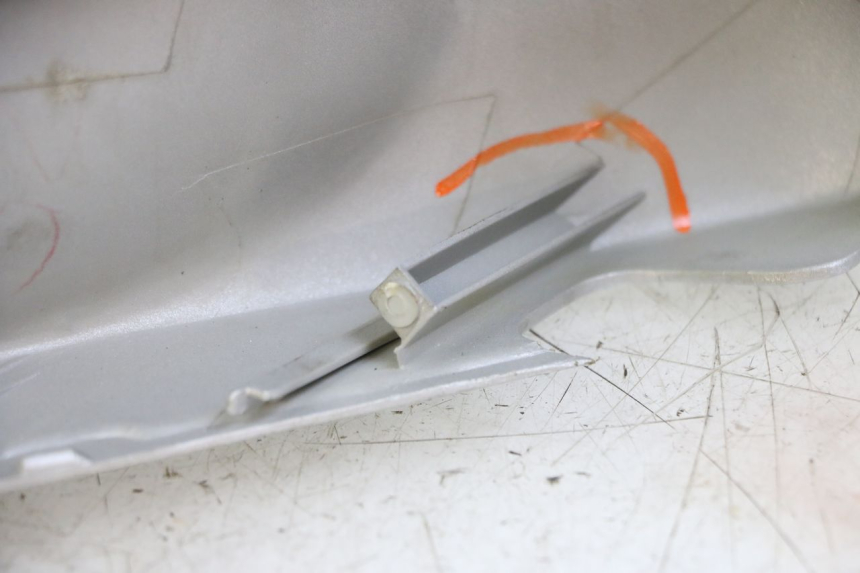 photo de COPRIMANUBRIO ANTERIORE KYMCO GRAND DINK 125 (2008 - 2014)