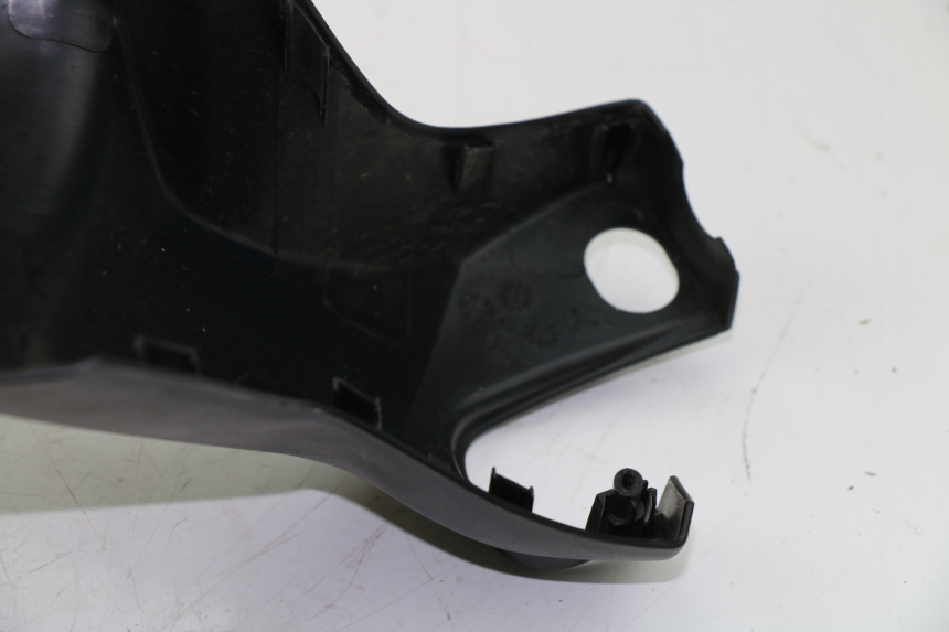 photo de COPERCHIO MANUBRIO ANTERIORE KYMCO K-XCT 125 (2013 - 2017)