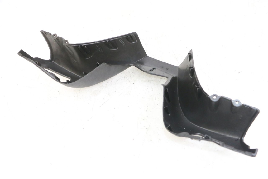 photo de COPRIMANUBRIO ANTERIORE PIAGGIO MP3 LT 300 (2010 - 2016)