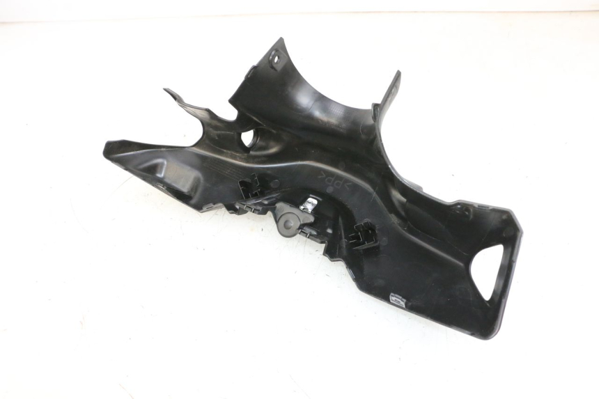 photo de COPRIMANUBRIO ANTERIORE YAMAHA NEO'S CORE 1 (2022 - 2026) - Zoom sullo stato d'uso