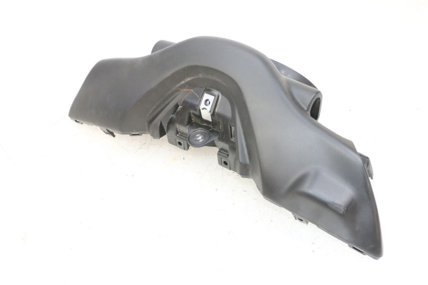 photo de COPRIMANUBRIO ANTERIORE YAMAHA NEO'S CORE 1 (2022 - 2026) - Stato della superficie e materiale