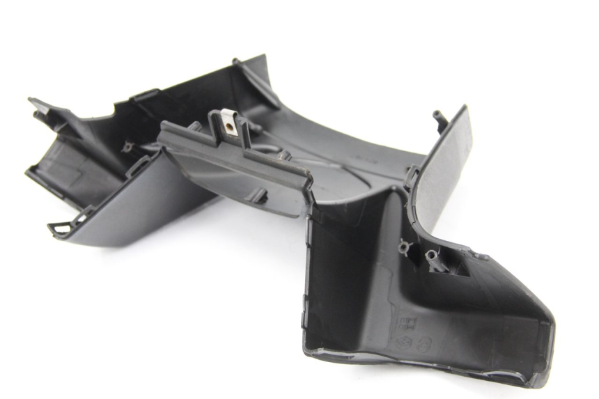 photo de COPERCHIO MANUBRIO ANTERIORE GILERA NEXUS 125 (2009 - 2013)